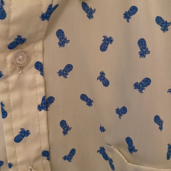 Pineapple Mens XXL button up - Picture 4 of 5